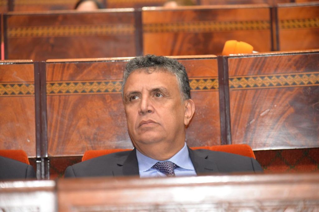 وهبي: من الجوارب الى تاسلحيت